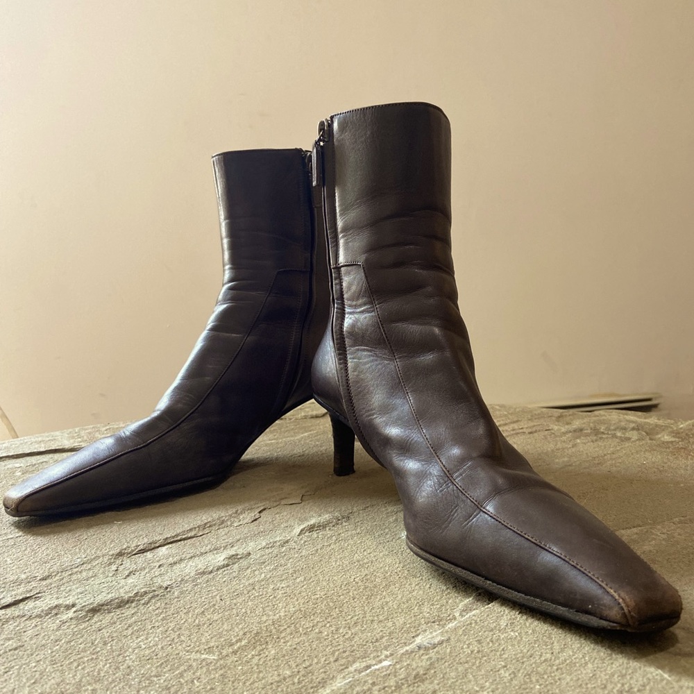 Vintage Leather Gucci Ankle Boots